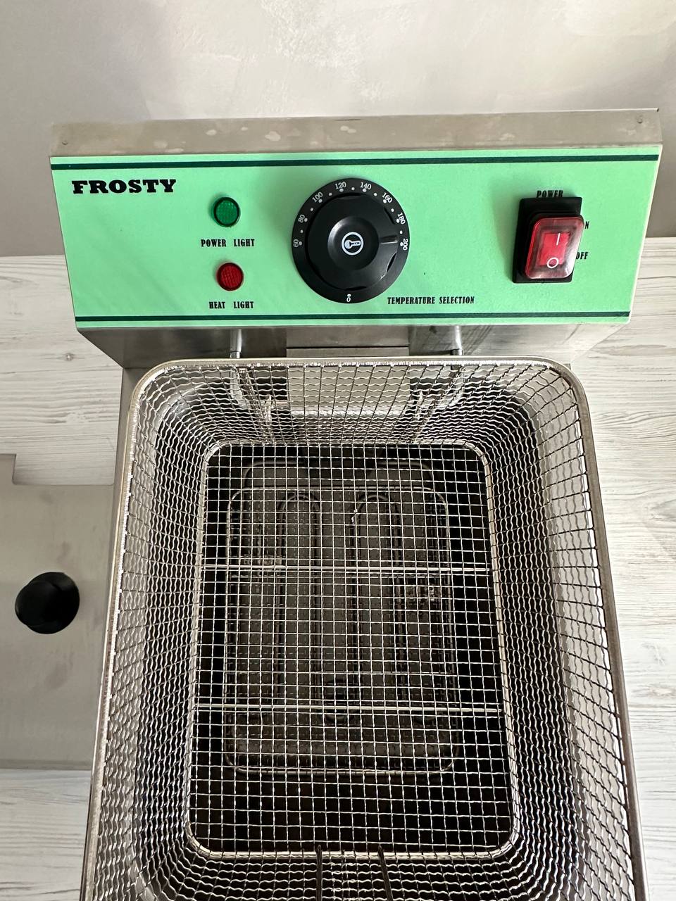 Електрична фритюрниця Frosty EFS-12L